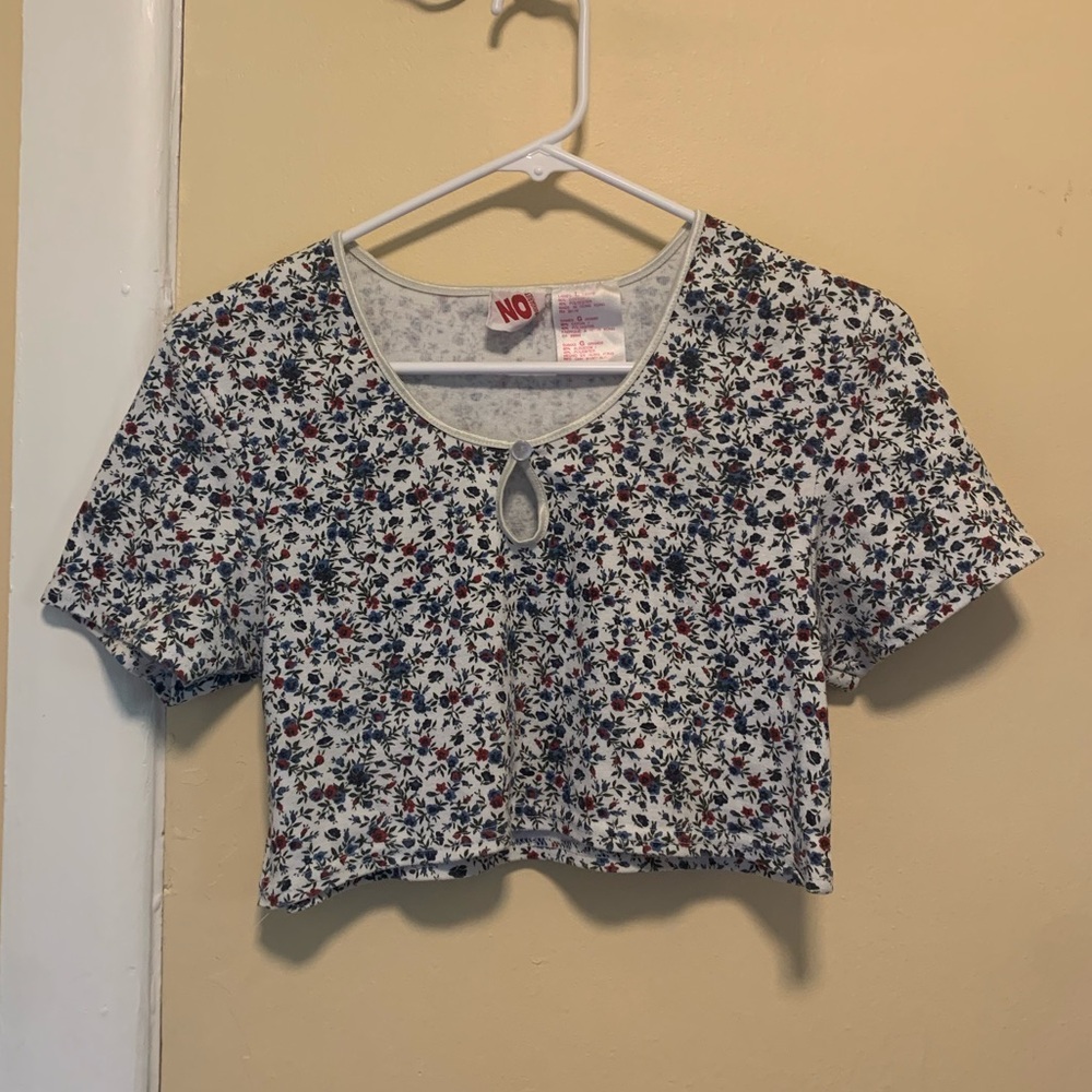 Vintage 90s NO boundaries Crop